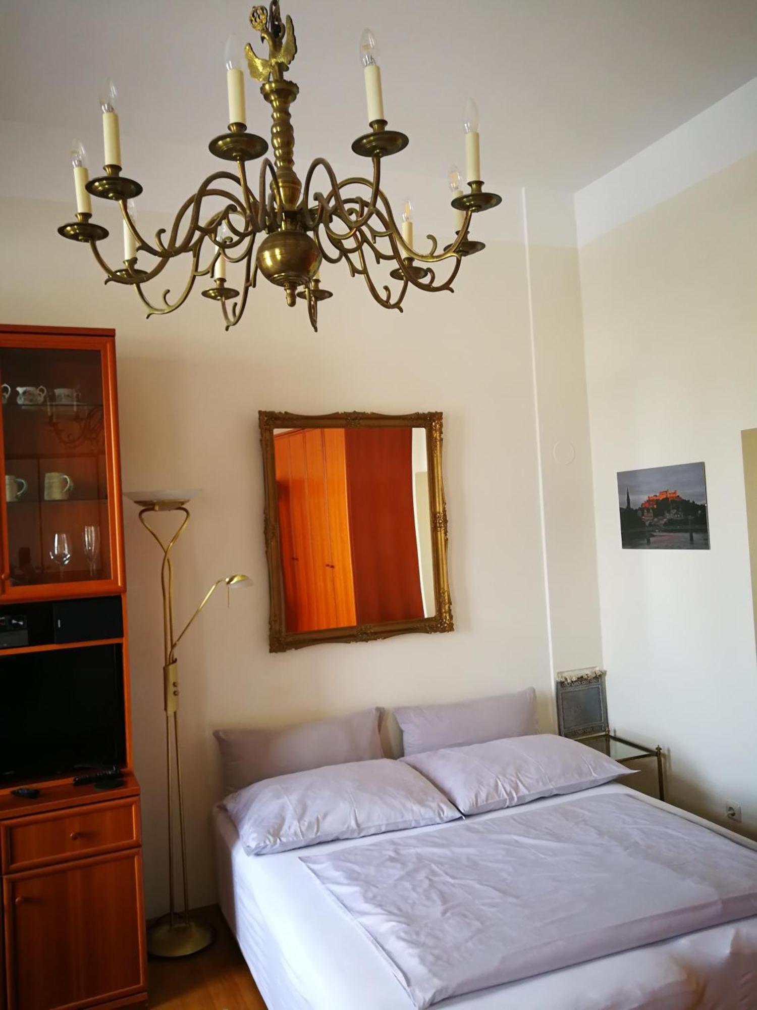 Garconniere Im Ehemaligen Hotel Austria Gmunden Ngoại thất bức ảnh