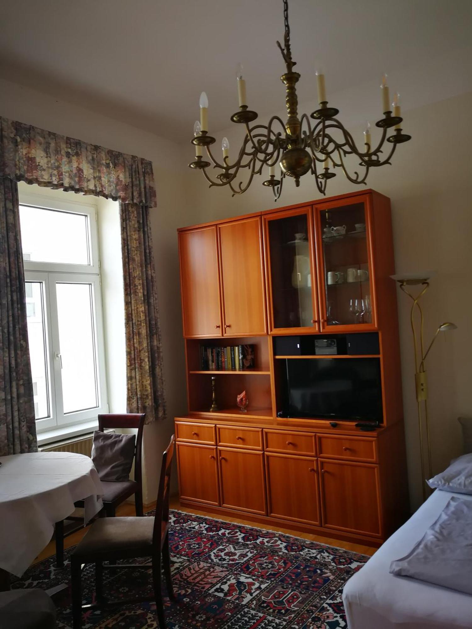 Garconniere Im Ehemaligen Hotel Austria Gmunden Ngoại thất bức ảnh