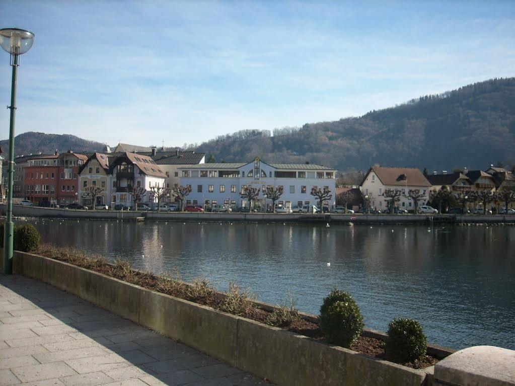 Garconniere Im Ehemaligen Hotel Austria Gmunden Ngoại thất bức ảnh